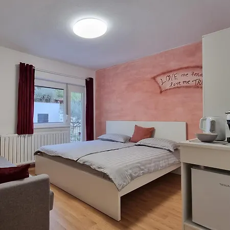 Vala Alojamento de Acomodação e Pequeno-almoço *