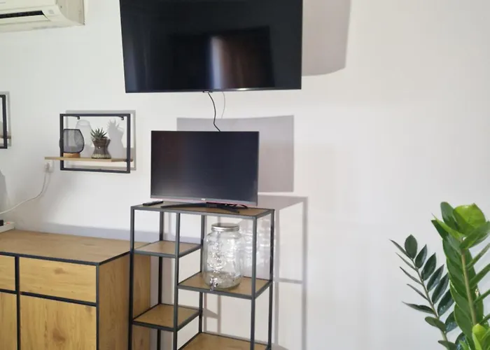 فندق مبيت وإفطار Vala