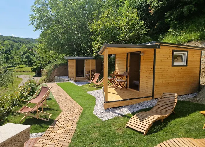 Vala فندق مبيت وإفطار *