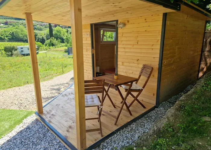 فندق مبيت وإفطار Vala *