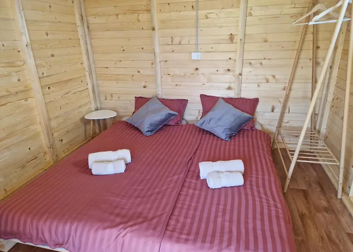 فندق مبيت وإفطار Vala